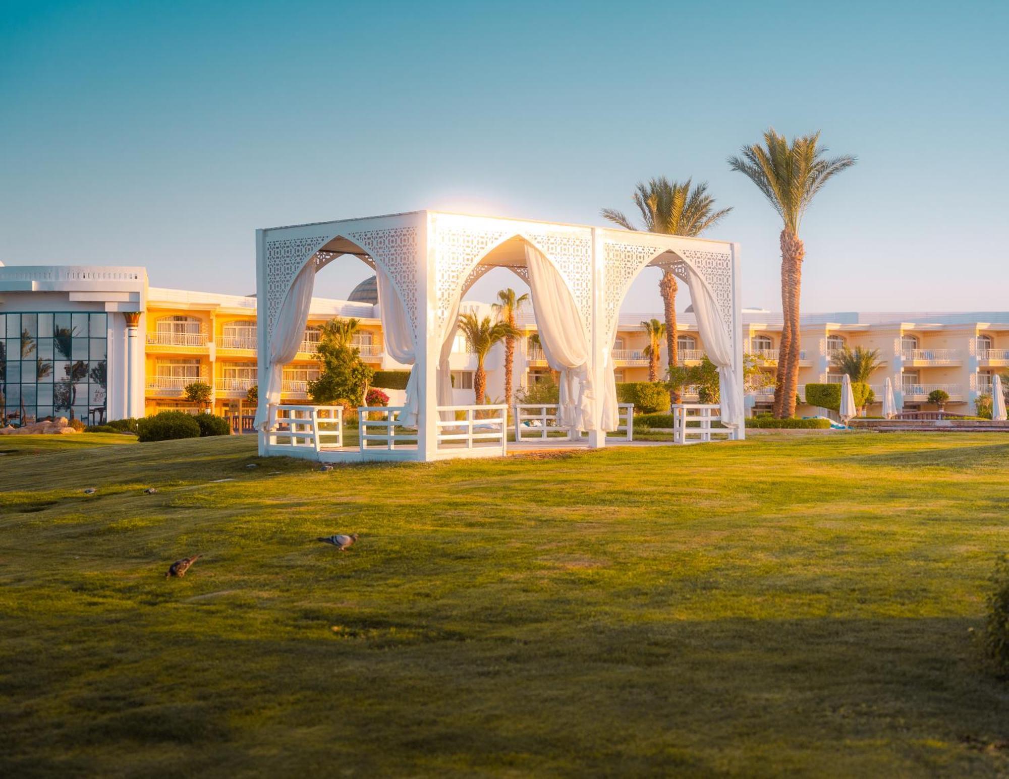 Palm Royale Resort - Soma Bay Exteriör bild