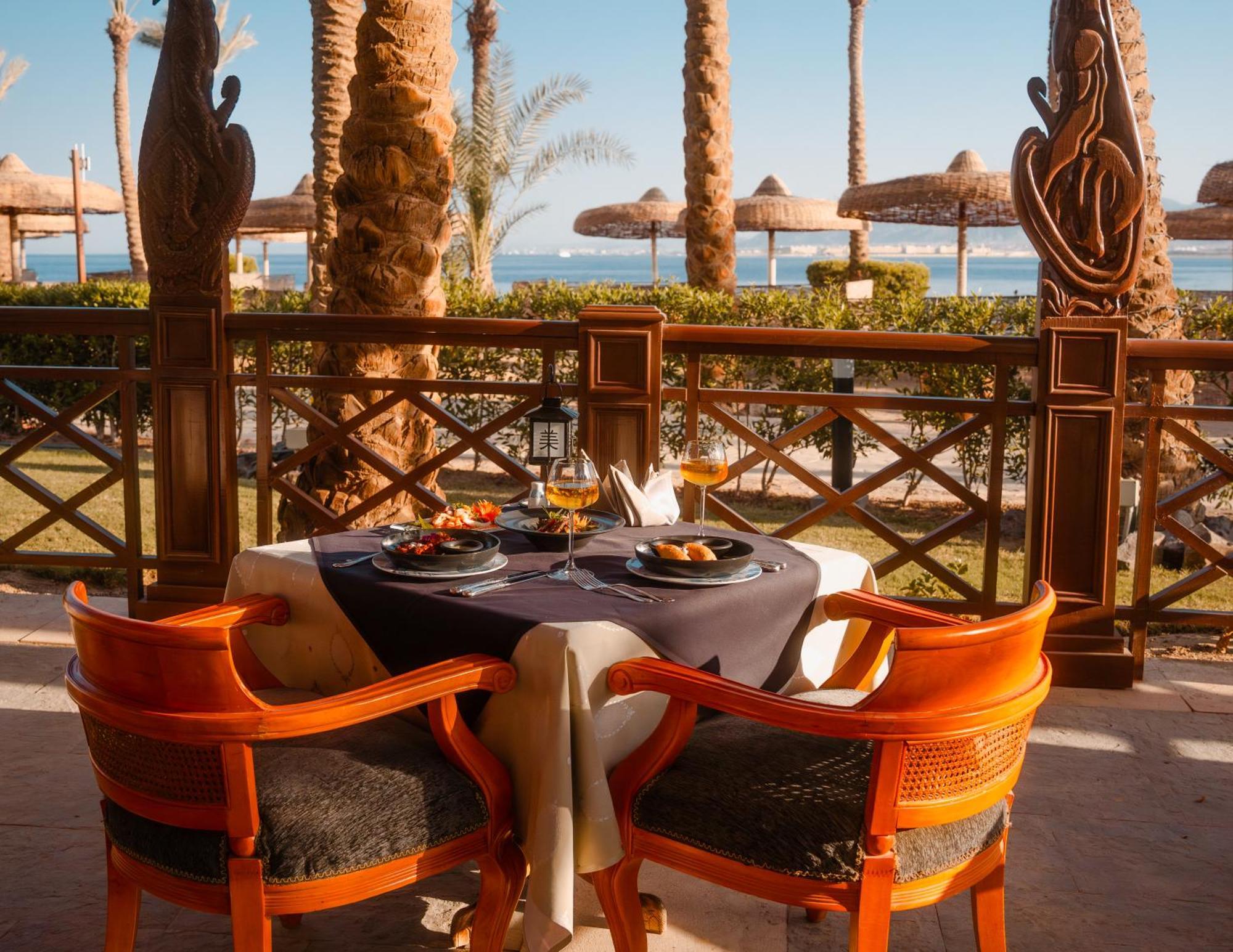 Palm Royale Resort - Soma Bay Exteriör bild