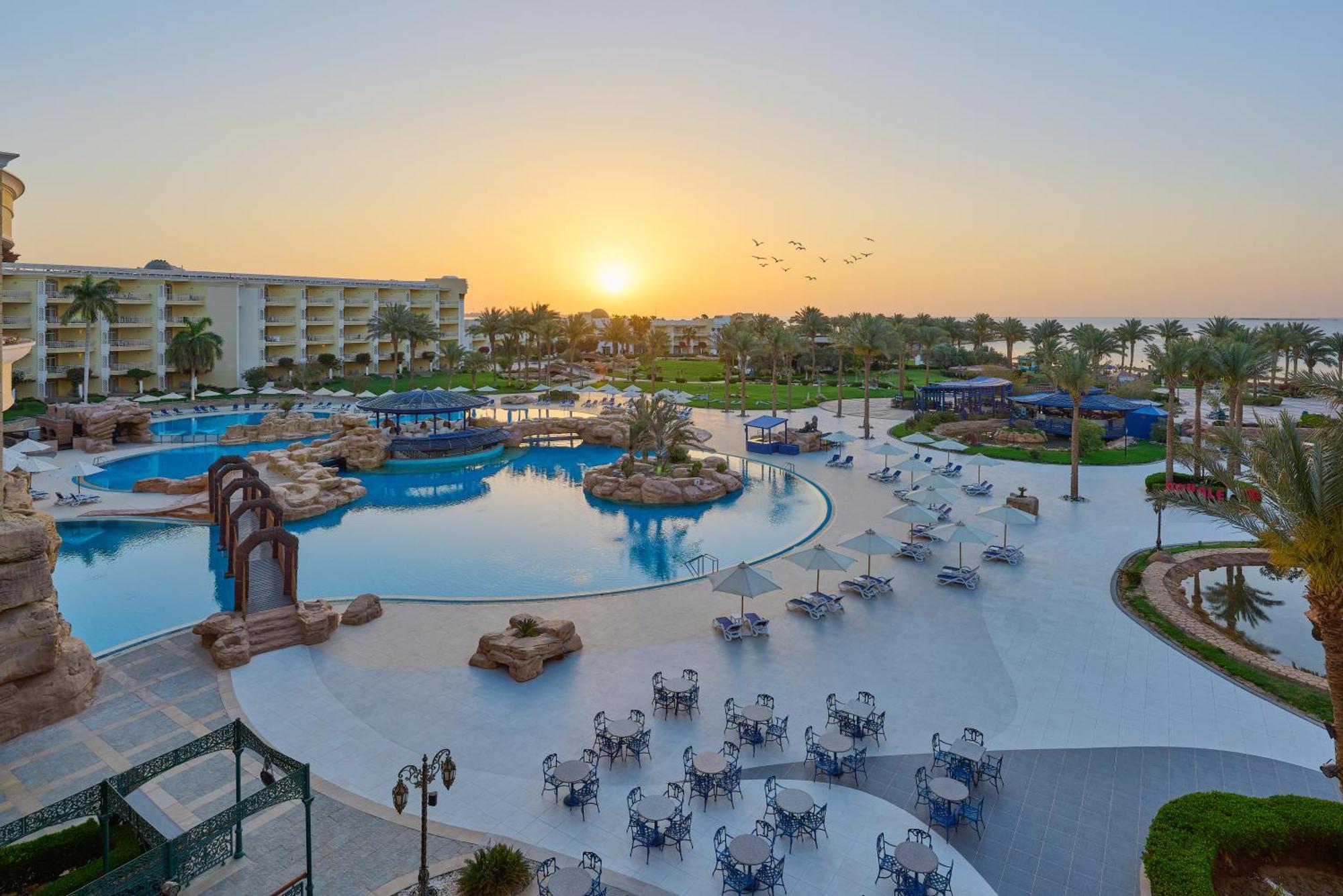Palm Royale Resort - Soma Bay Exteriör bild