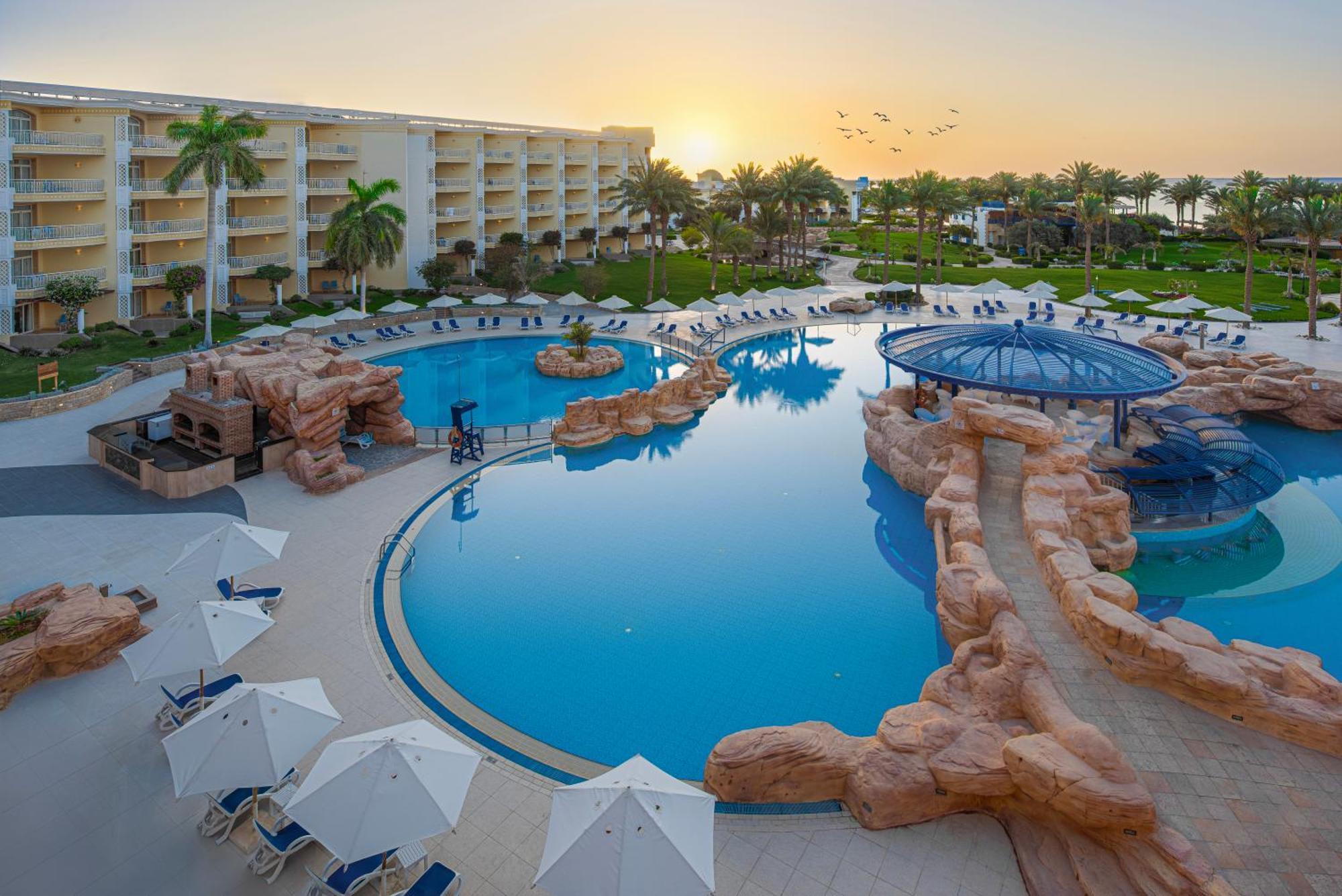 Palm Royale Resort - Soma Bay Exteriör bild